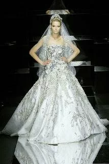 Elie Saab gelinlik modeli