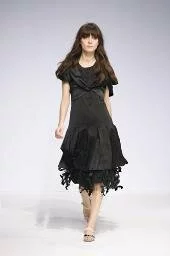 Derercuny çiçekli elbise modelleri