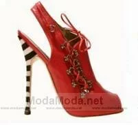 Manolo Blahnik İstanbul ayakkabıları