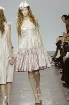 Giles 2008 bayan elbise modelleri