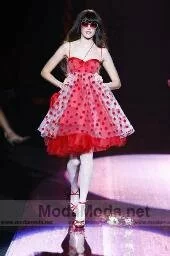 Betsey Johnson V2K modelleri