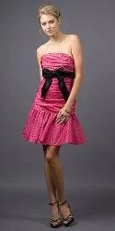 Betsey Johnson gece elbiseleri